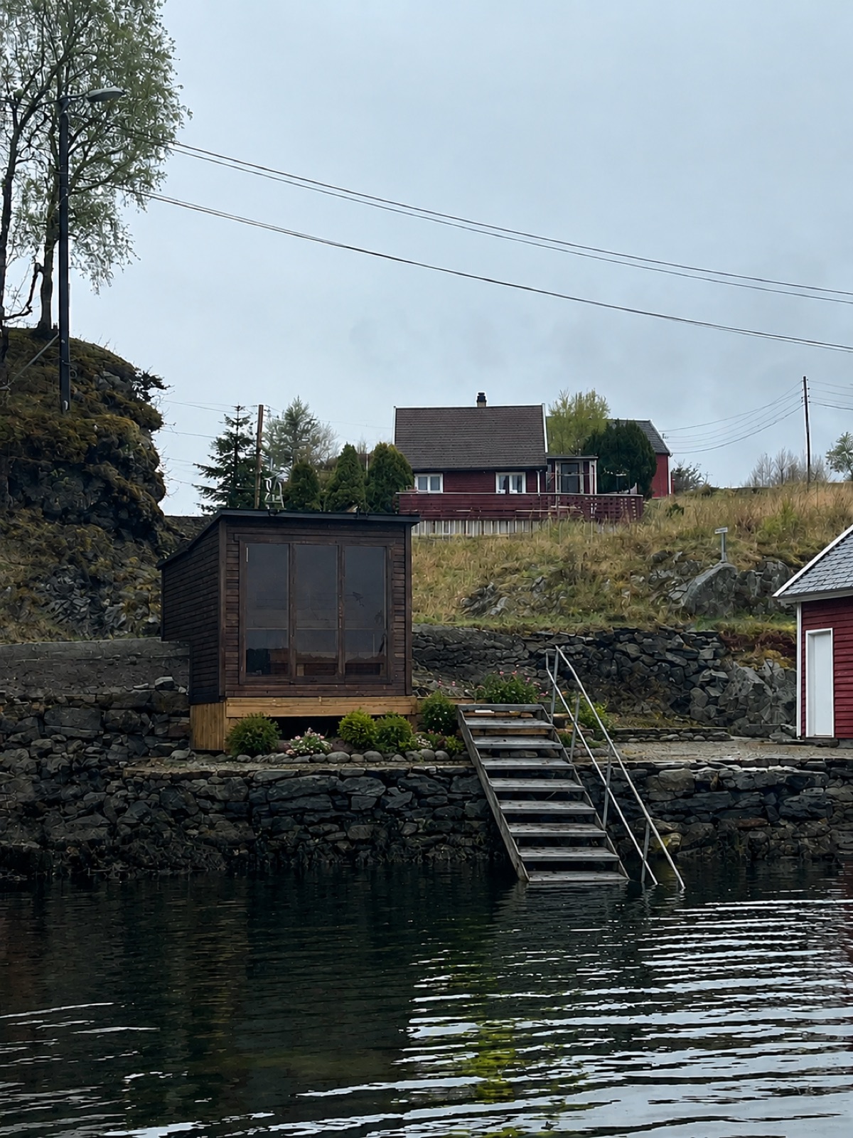 Den ferdige badestova på Bjelkarøy